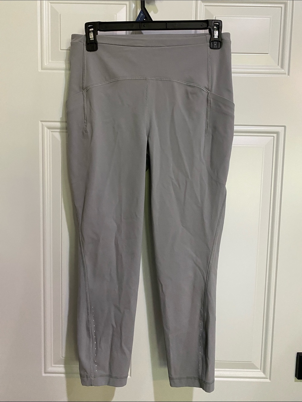 lululemon Gray Cropped Performance Leggings